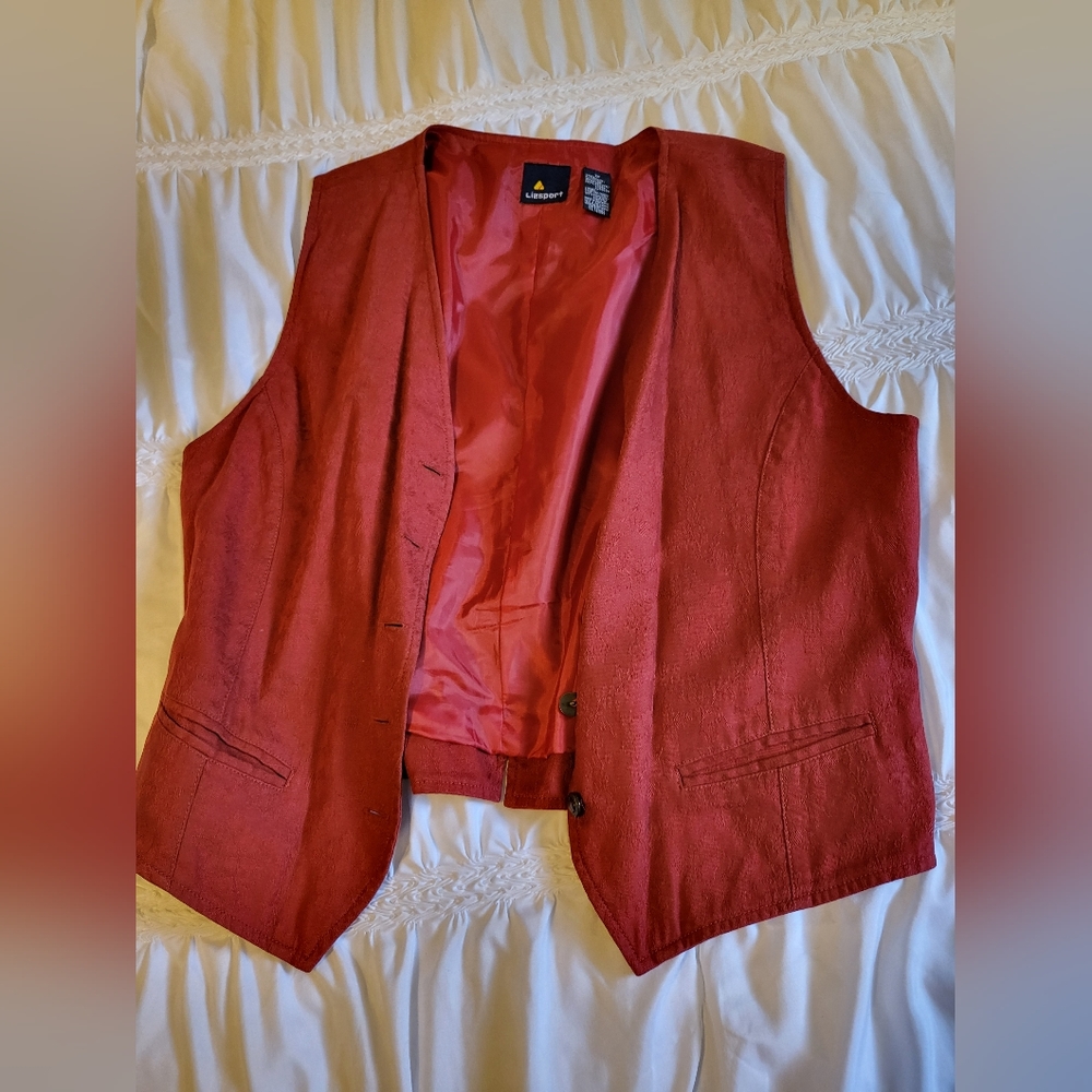Red Vest - Picture 2 of 4